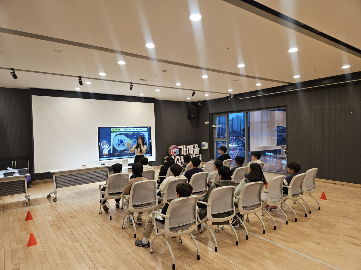 09_협력활동_기록.jpg