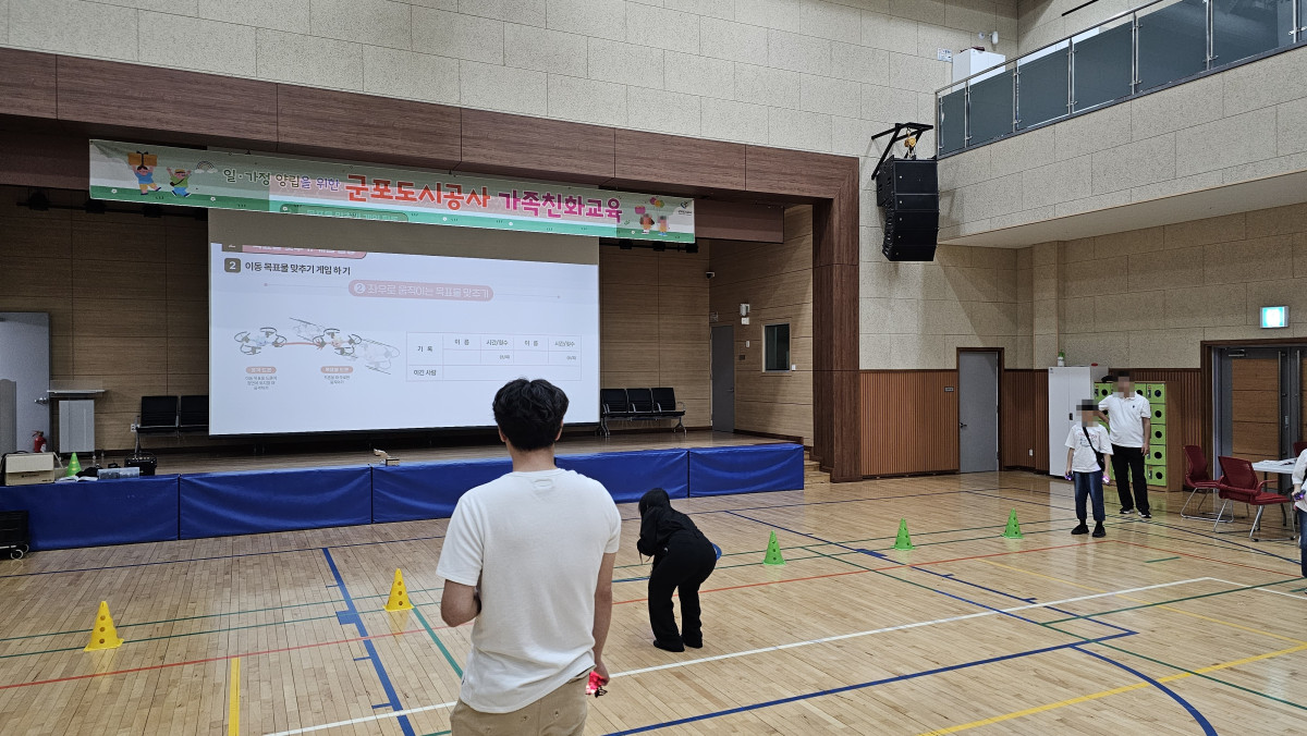 02_조종원리_화면교육.jpg