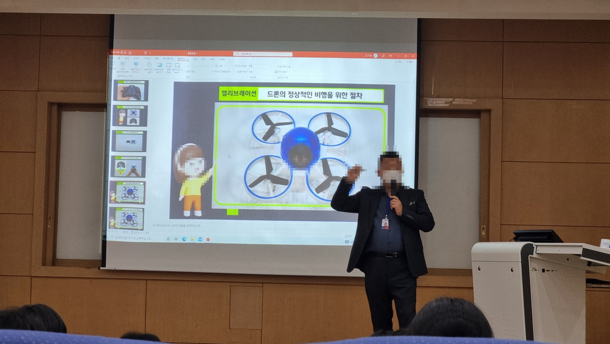 04_교육현장.jpg