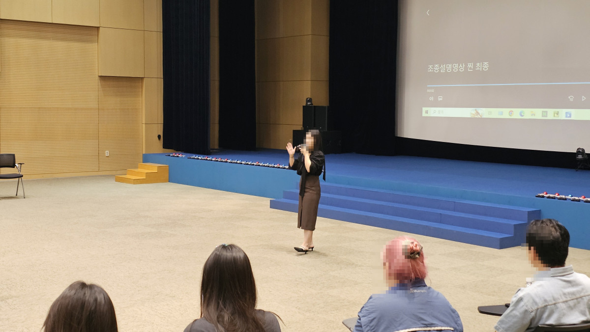 05_포스코이엔씨_조종안내_교육용드론.jpg